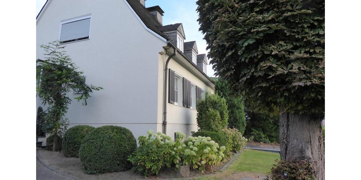 Villa Lennestadt - 6 Zimmer, 190 m&sup2;, 465.500&euro; | Angebot:26085154