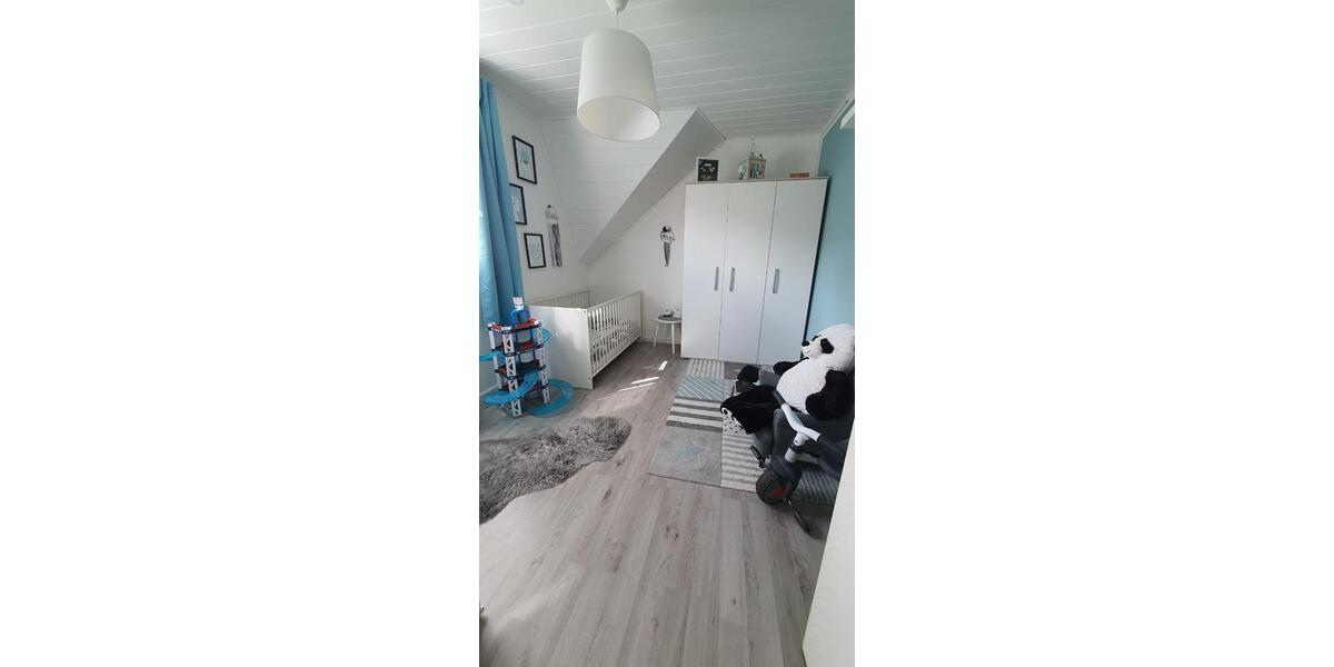 Dachgeschoßwohnung Morsbach - 3 Zimmer, 95 m&sup2;, 700&euro; | Angebot:25858710