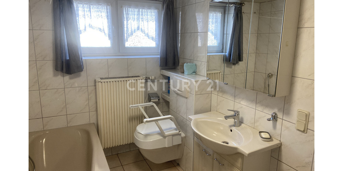 Landliebe pur! Historisches Fachwerkhaus im Herzen des Sauerlands! - Bauernhaus, Landhaus Kirchhundem | Angebot:22612644