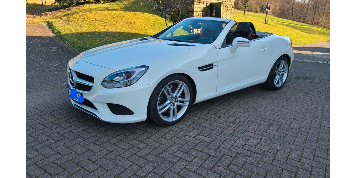 Mercedes-Benz SLC 180 74.000 km 22.900 &euro; Friesenhagen 51598