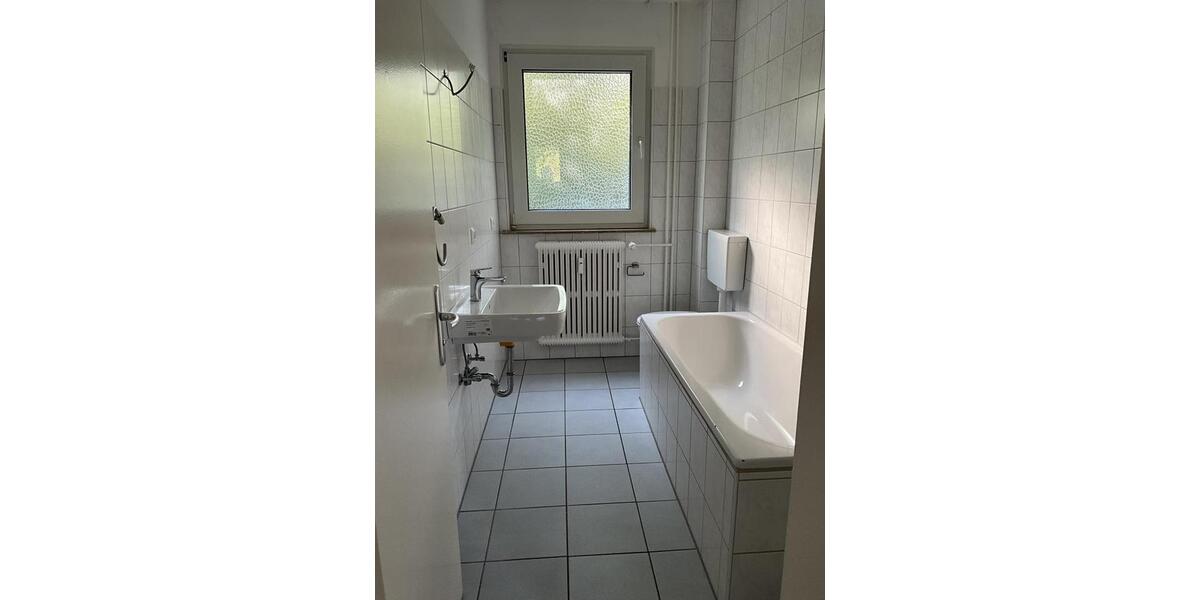 Erdgeschoßwohnung Siegen Eiserfeld - 3 Zimmer, 58 m&sup2;, 279&euro; | Angebot:25963931