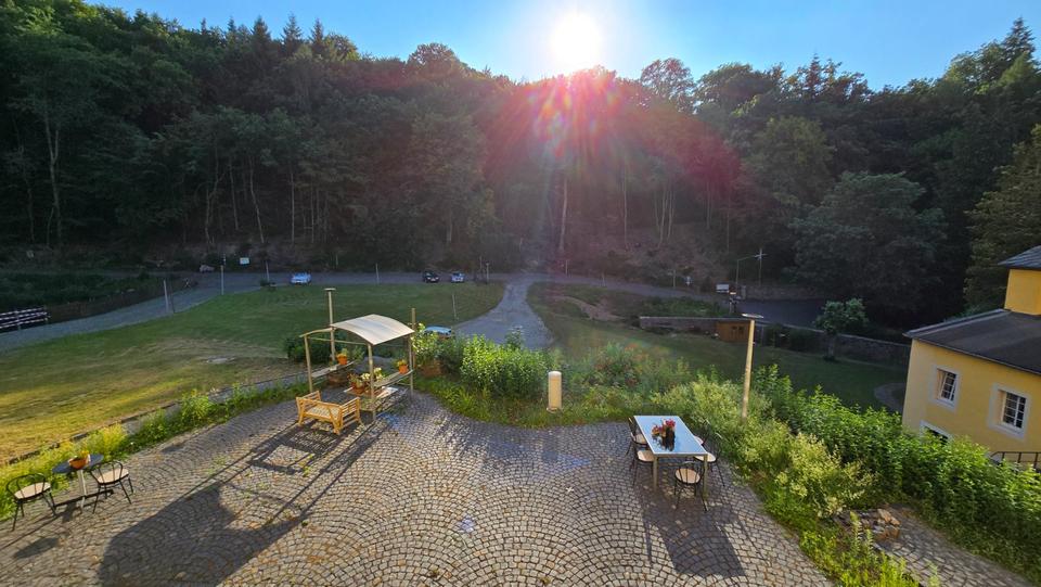 Etagenwohnung Hamm (Sieg) - 4 Zimmer, 108 m&sup2;, 900&euro; | Angebot:25045281