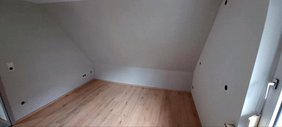 Einfamilienhaus Scheuerfeld - 3 Zimmer, 70 m&sup2;, 850&euro; | Angebot:25175570