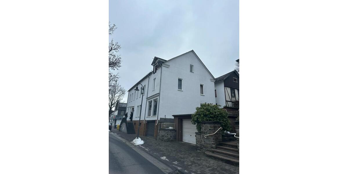 Mehrfamilienhaus, Wohnhaus Hilchenbach - 18 Zimmer, 440 m&sup2;, 445.000&euro; | Angebot:24980303