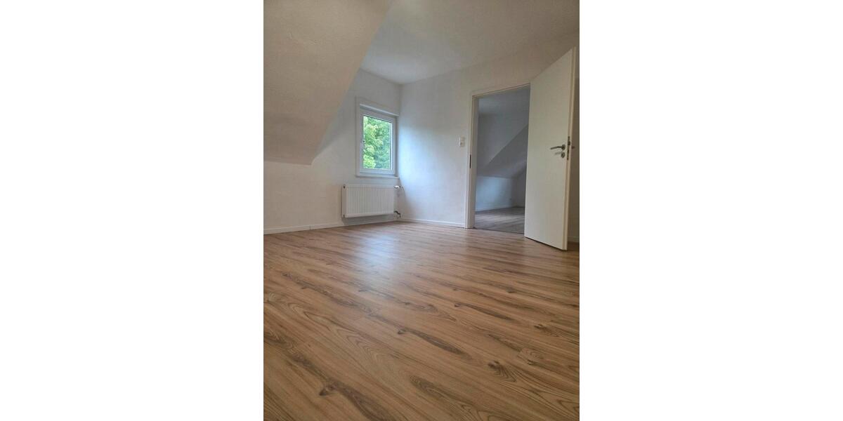 Etagenwohnung Siegen Kaan-Marienborn - 3 Zimmer, 76 m&sup2;, 660&euro; | Angebot:26613534