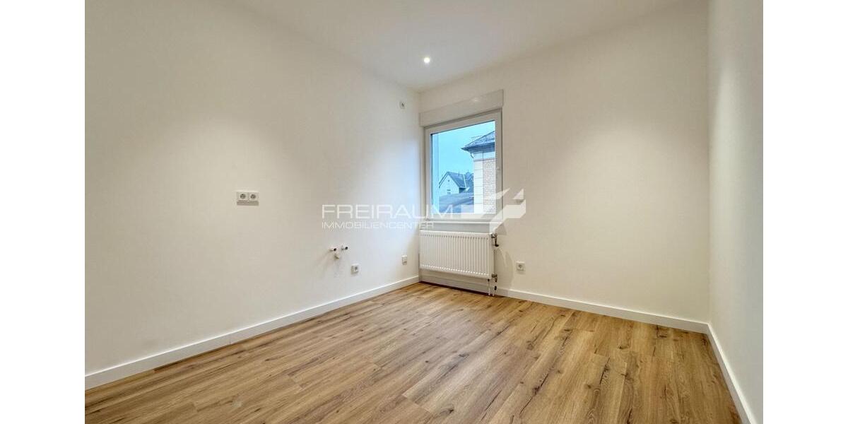 Etagenwohnung Siegen - 2 Zimmer, 62 m&sup2;, 800&euro; | Angebot:24243406