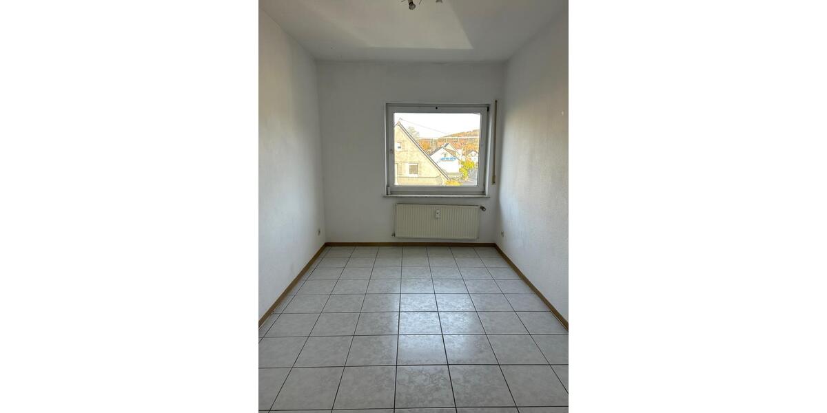 Dachgeschoßwohnung Mudersbach - 3 Zimmer, 75 m&sup2;, 699&euro; | Angebot:25750548