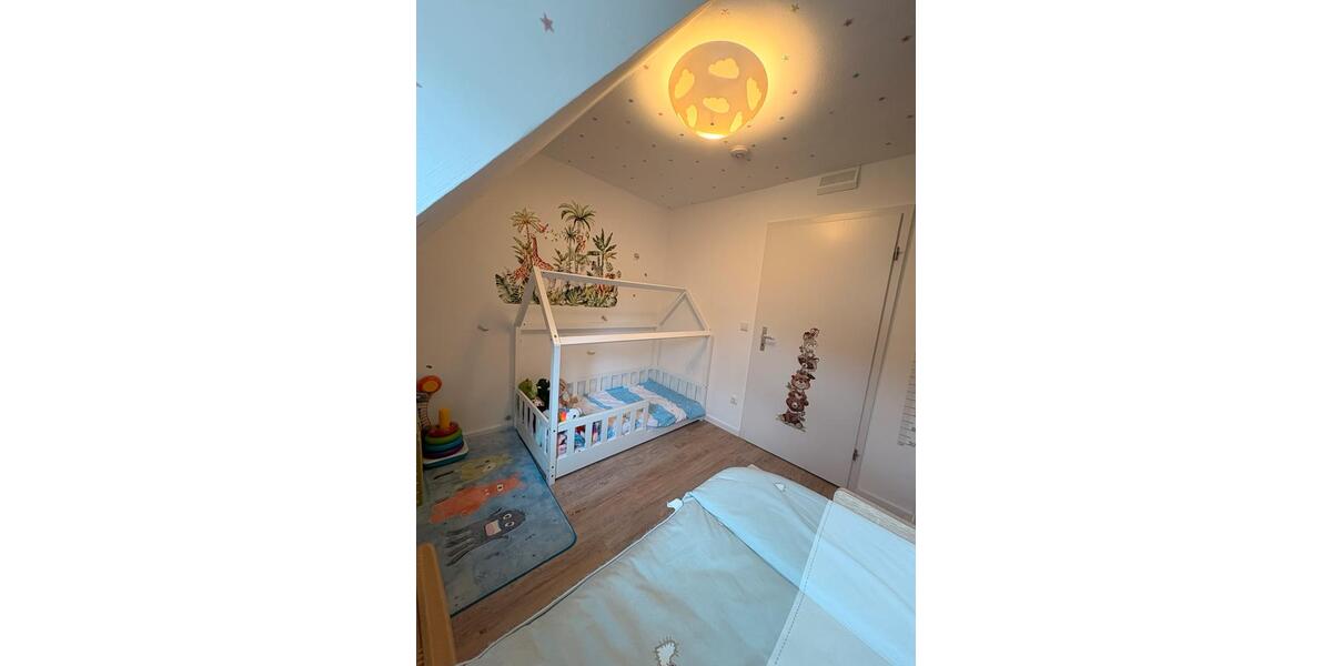Dachgeschoßwohnung Neunkirchen - 3 Zimmer, 54 m&sup2;, 658&euro; | Angebot:26579749