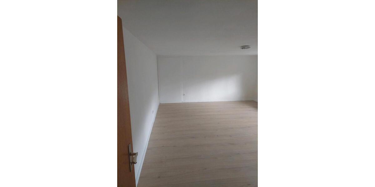 Erdgeschoßwohnung Netphen - 1 Zimmer, 42 m&sup2;, 300&euro; | Angebot:25640160