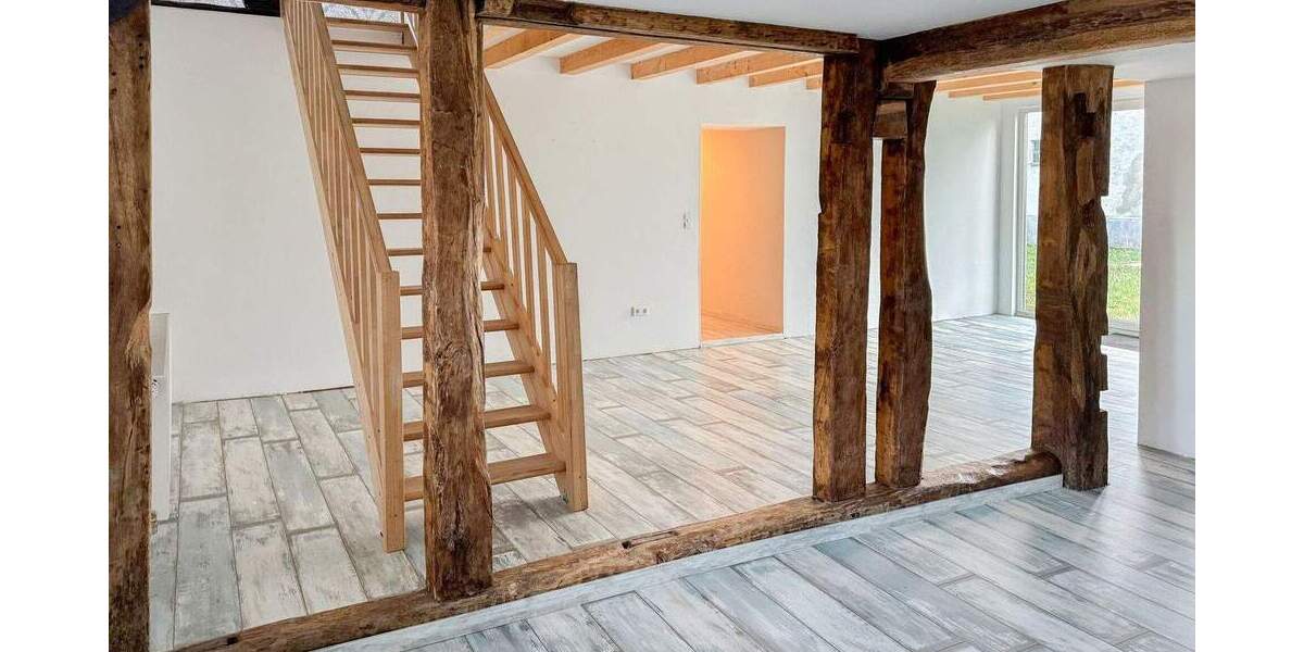 Einfamilienhaus Marzhausen - 9 Zimmer, 266 m&sup2;, 250.000&euro; | Angebot:25691935