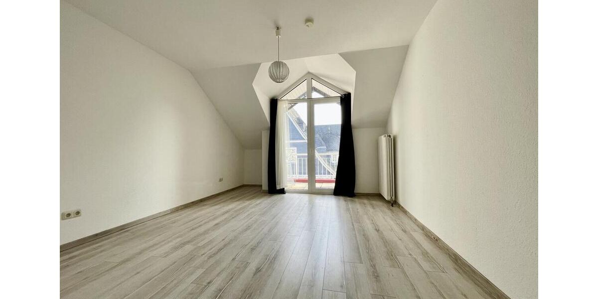 Dachgeschoßwohnung Betzdorf - 2 Zimmer, 70 m&sup2;, 635&euro; | Angebot:25305816