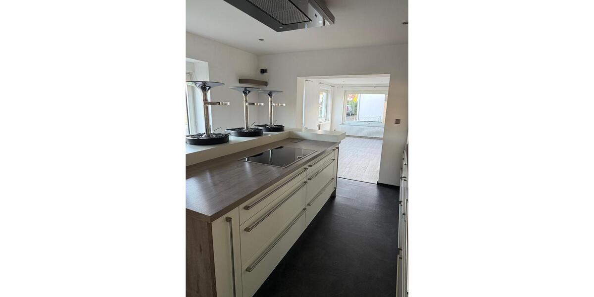 Erdgeschoßwohnung Elkenroth - 3 Zimmer, 100 m&sup2;, 950&euro; | Angebot:25483176