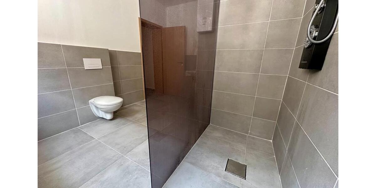 Erdgeschoßwohnung Lennestadt - 3 Zimmer, 100 m&sup2;, 700&euro; | Angebot:25756645