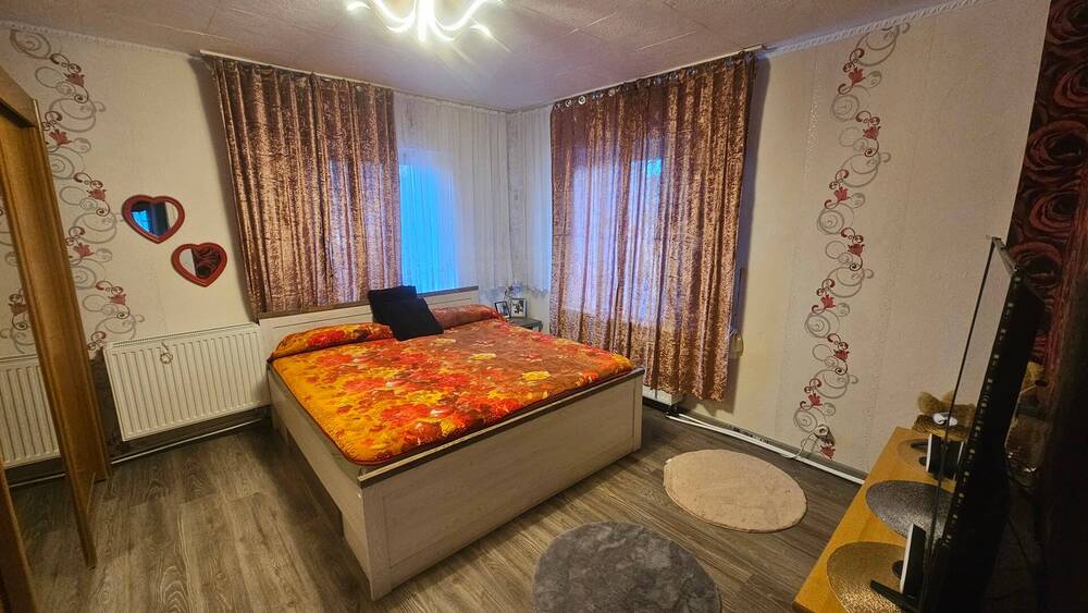Einfamilienhaus Herdorf - 4 Zimmer, 123 m&sup2;, 159.000&euro; | Angebot:25691890