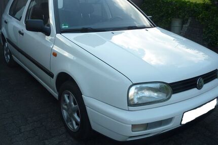 VW Golf 97.000 km 4.400 &euro; Attendorn 57439