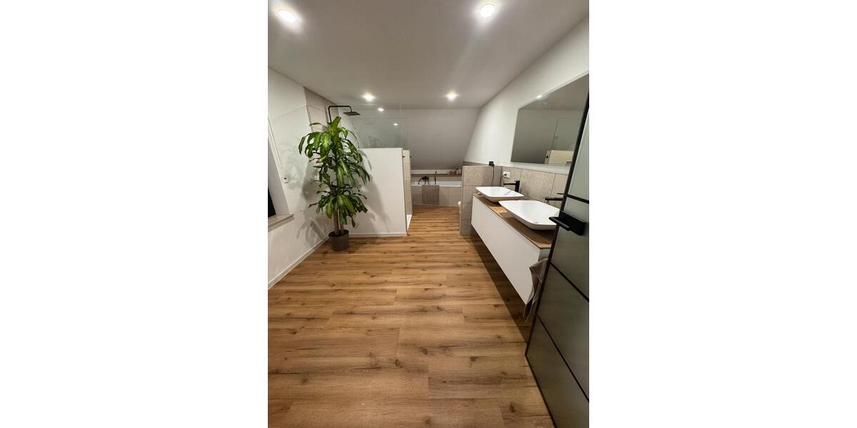 Einfamilienhaus Malberg - 6 Zimmer, 215 m&sup2;, 425.000&euro; | Angebot:25820889