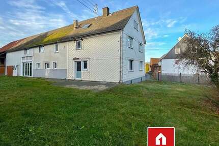 Haus Marzhausen - 9 Zimmer, 266 m&sup2;, 250.000&euro; | Angebot:25510711