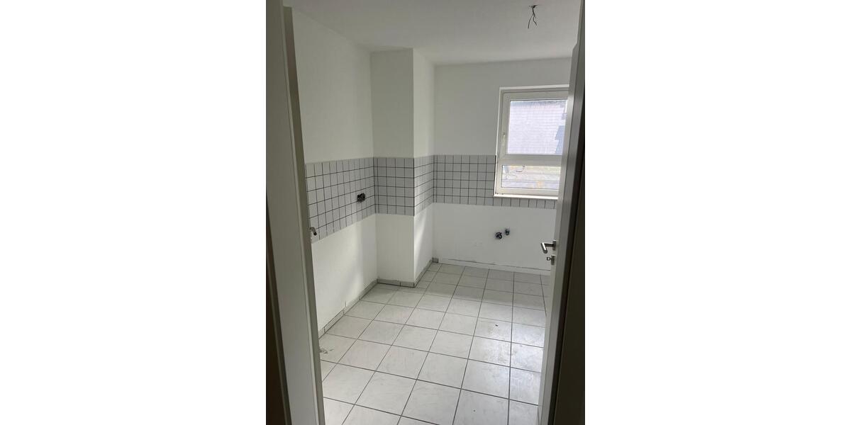 Etagenwohnung Siegen Dillnhütten - 3 Zimmer, 78 m&sup2;, 700&euro; | Angebot:26551075