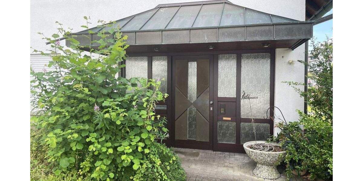 Etagenwohnung Dietzhölztal / Ewersbach Ewersbach - 8 Zimmer, 206 m&sup2;, 175.000&euro; | Angebot:25665420