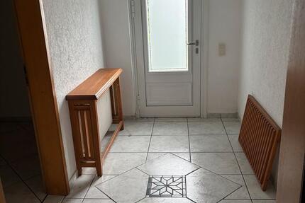 Wohnung Morsbach - 2 Zimmer, 90 m&sup2;, 700&euro; | Angebot:25936370