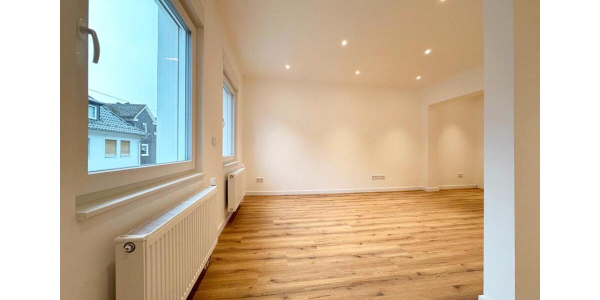 Etagenwohnung Siegen - 2 Zimmer, 62 m&sup2;, 230.000&euro; | Angebot:26425130