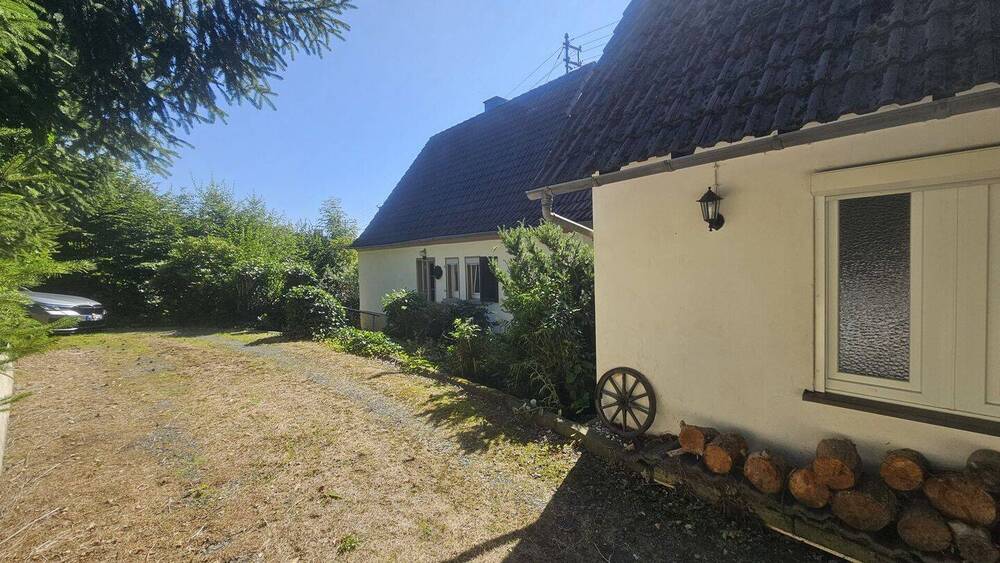 Einfamilienhaus Daaden - 7 Zimmer, 150 m&sup2;, 249.000&euro; | Angebot:25691816