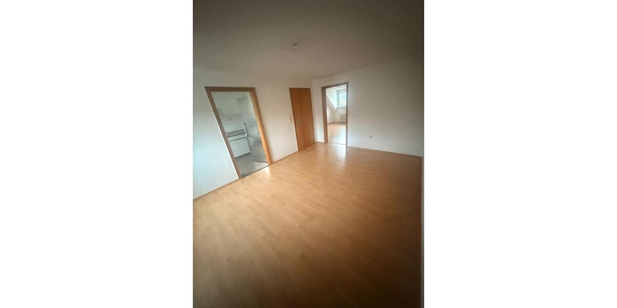 Etagenwohnung Siegen Dillnhütten - 3 Zimmer, 77 m&sup2;, 577&euro; | Angebot:25646308