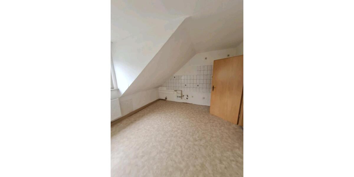 Dachgeschoßwohnung Niederfischbach - 3 Zimmer, 84 m&sup2;, 800&euro; | Angebot:24153226