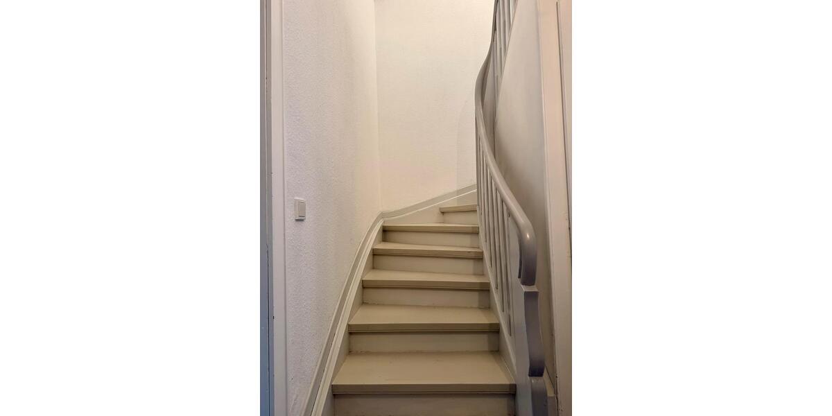 Hochparterre Netphen - 1 Zimmer, 70 m&sup2;, 700&euro; | Angebot:25658404