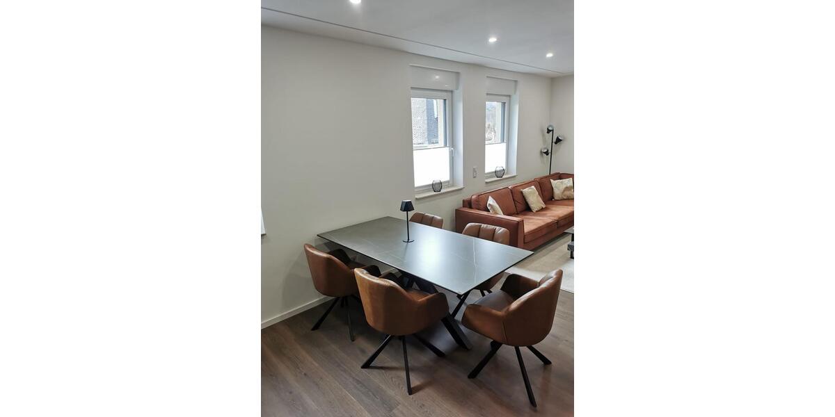 Etagenwohnung Scheuerfeld - 2 Zimmer, 60 m&sup2;, 700&euro; | Angebot:25965360