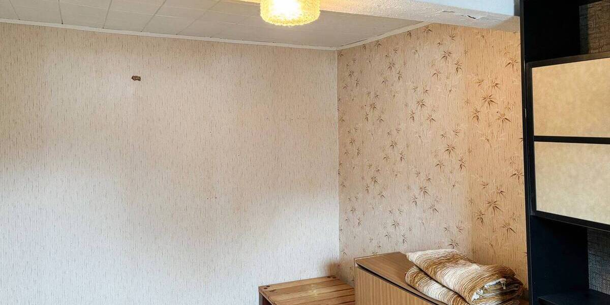 Mehrfamilienhaus, Wohnhaus Hamm/Sieg Sieg - 6 Zimmer, 214 m&sup2;, 129.000&euro; | Angebot:25691824