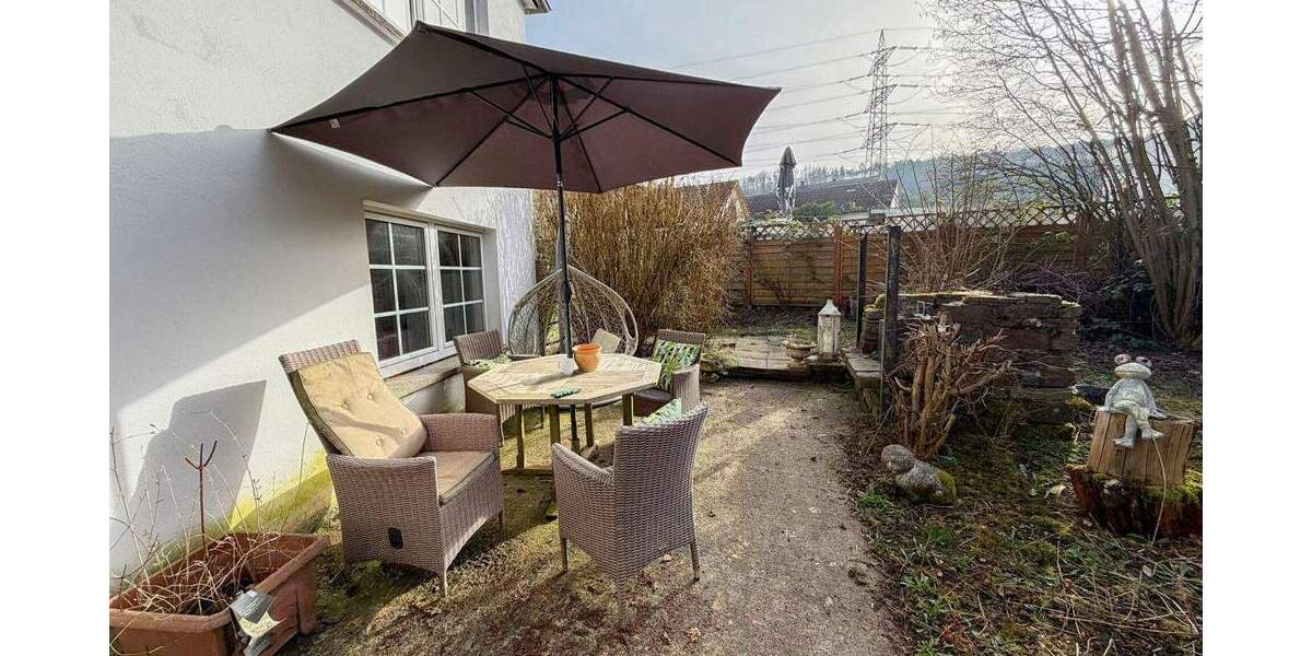 Mehrfamilienhaus, Wohnhaus Pracht / Niederhausen Niederhausen - 8 Zimmer, 229 m&sup2;, 299.000&euro; | Angebot:25819920