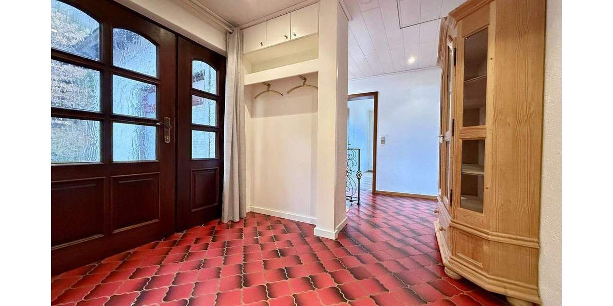 Einfamilienhaus Betzdorf - 7 Zimmer, 268 m&sup2;, 449.000&euro; | Angebot:25691928