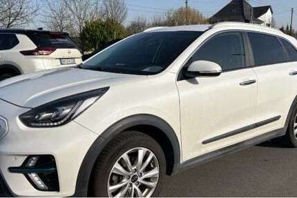 Kia Niro 50.000 km 21.450 &euro; Bruchertseifen 57539