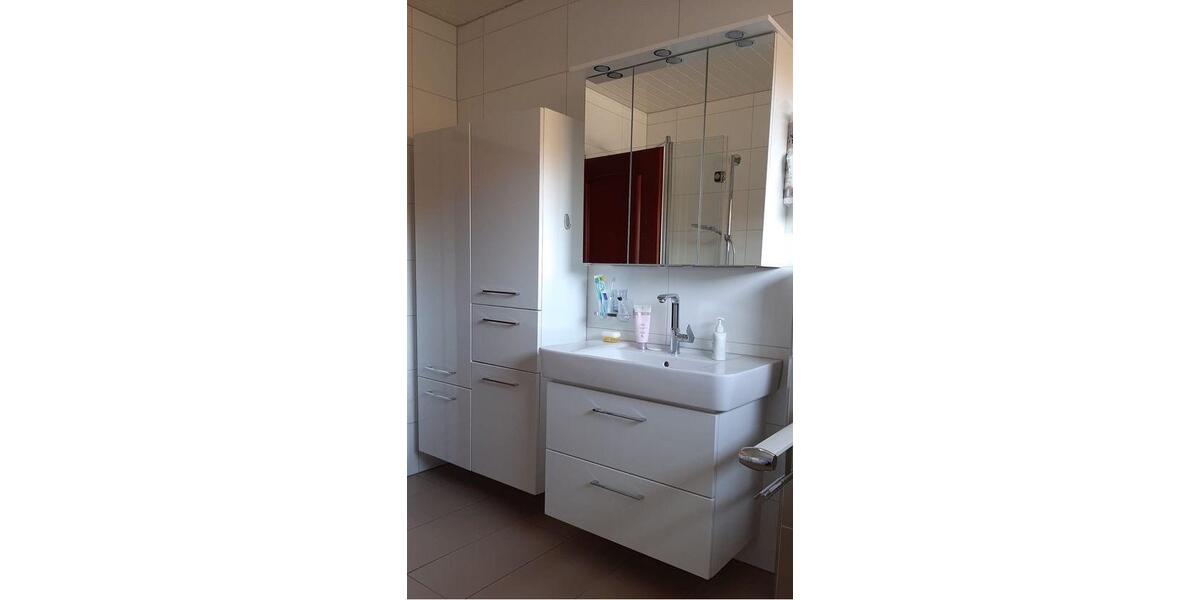 Einfamilienhaus Gebhardshain - 8 Zimmer, 200 m&sup2;, 395.000&euro; | Angebot:25838840