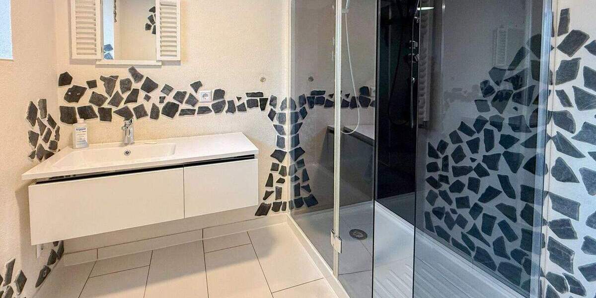 Einfamilienhaus Marzhausen - 9 Zimmer, 266 m&sup2;, 250.000&euro; | Angebot:25691935