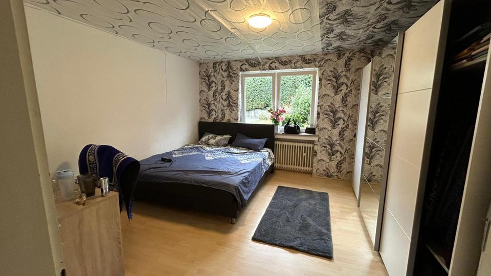 Etagenwohnung Wilnsdorf - 7 Zimmer, 200 m&sup2;, 1.800&euro; | Angebot:24896218