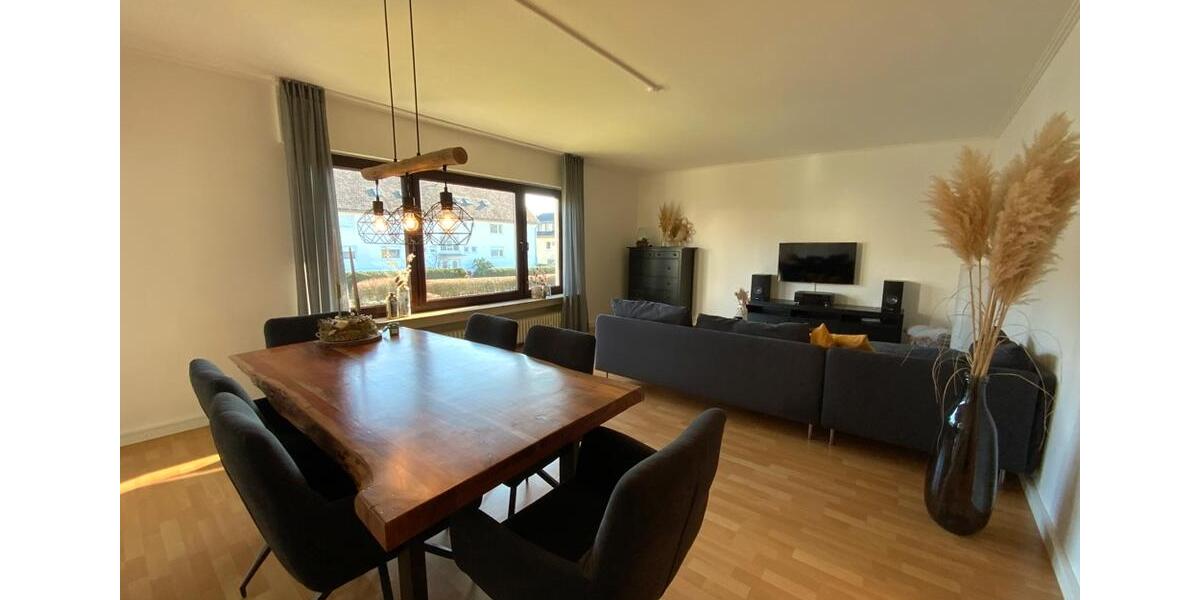 Etagenwohnung Hachenburg - 4 Zimmer, 100 m&sup2;, 825&euro; | Angebot:24862382