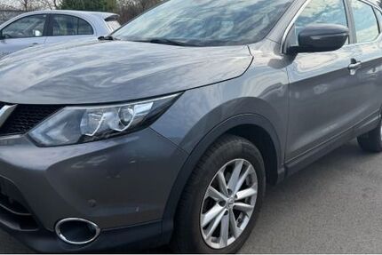 Nissan Qashqai 97.500 km 7.990 &euro; Bruchertseifen 57539