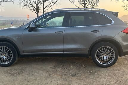 Porsche Cayenne 153.000 km 20.200 &euro; Lennestadt 57368