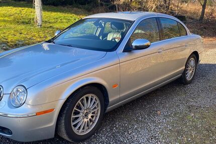 Jaguar S-Type 94.000 km 10.400 &euro; Olpe 57462