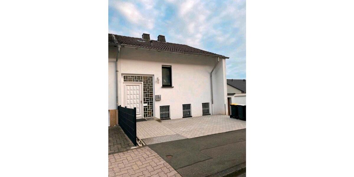 Reihenhaus Siegen - 4 Zimmer, 120 m&sup2;, 230.000&euro; | Angebot:26603982