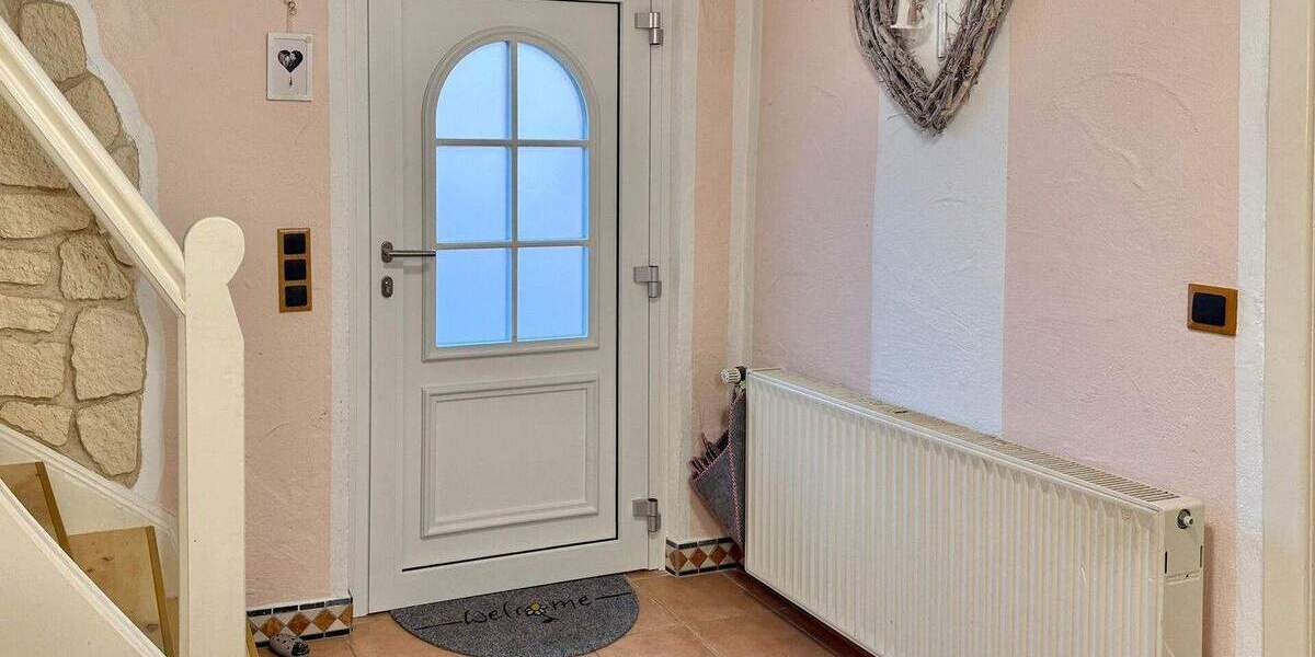 Einfamilienhaus Hachenburg VG - 5 Zimmer, 132 m&sup2;, 229.000&euro; | Angebot:25691833