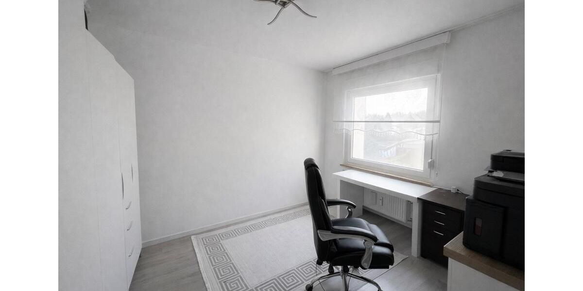 Etagenwohnung Hachenburg - 3 Zimmer, 66 m&sup2;, 700&euro; | Angebot:25647059