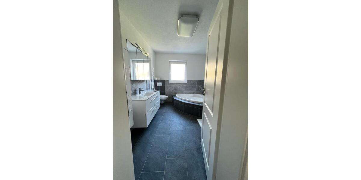 Etagenwohnung Olpe - 5 Zimmer, 120 m&sup2;, 800&euro; | Angebot:25999470