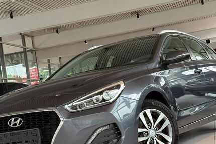 Hyundai i30 243.015 km 6.600 &euro; Siegen 57078