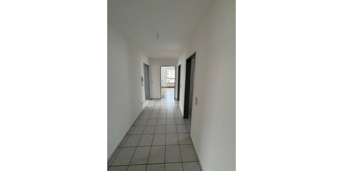 Etagenwohnung Siegen Eiserfeld - 3 Zimmer, 77 m&sup2;, 512&euro; | Angebot:25430660