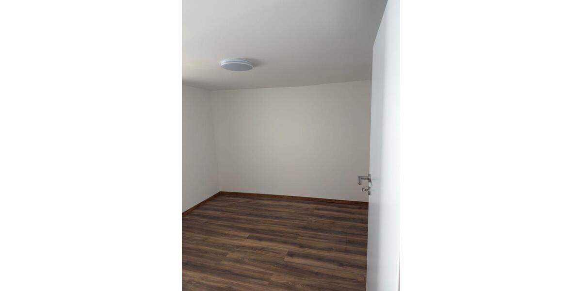Erdgeschoßwohnung Siegen Kaan-Marienborn - 3 Zimmer, 70 m&sup2;, 700&euro; | Angebot:25292823