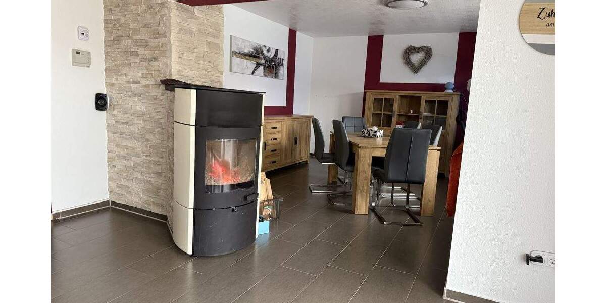 Einfamilienhaus Alsdorf - 4 Zimmer, 140 m&sup2;, 250.000&euro; | Angebot:25775950