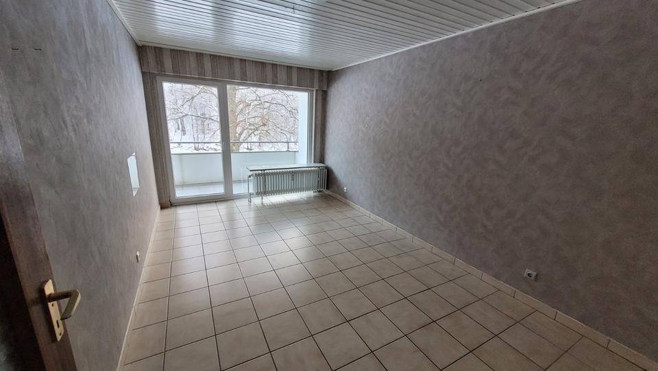 Etagenwohnung Netphen - 3 Zimmer, 94 m&sup2;, 650&euro; | Angebot:25656497